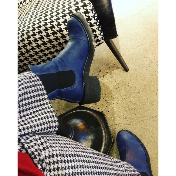 John Fluevog Boot Slacker Nap Crepe Soled Chelsea Leather Heeled Blue 11 GUC - Picture 8 of 10